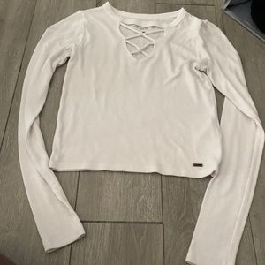 White hollister long sleeve crop top